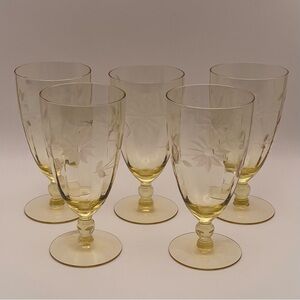 Set of 5 Vintage Etched Floral Starburst Yellow Wine Goblets | Elegant Glassware